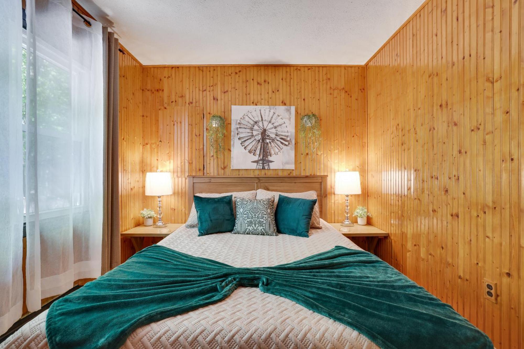 Chalet Renovated Near Casino, Camelback , Kalahari 4Bdrms Firepit Hot Tub Game Room Tobyhanna Luaran gambar