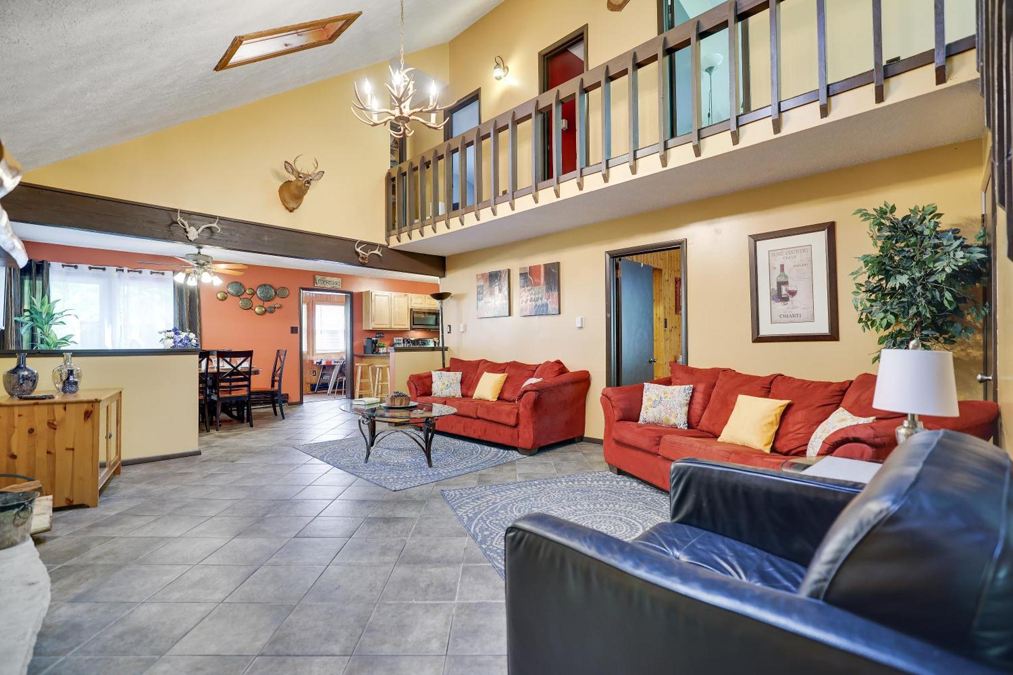 Chalet Renovated Near Casino, Camelback , Kalahari 4Bdrms Firepit Hot Tub Game Room Tobyhanna Luaran gambar